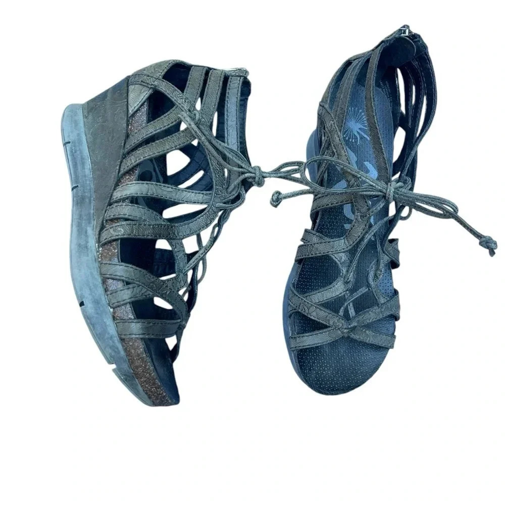 OTBT Nomadic US 7.5M Gray Leather Gladiator Lace Up Wedge Sandals Shoes